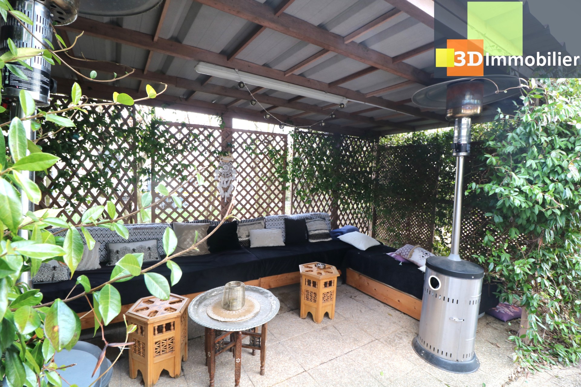 PETITE TERRASSE EXTERIEURE