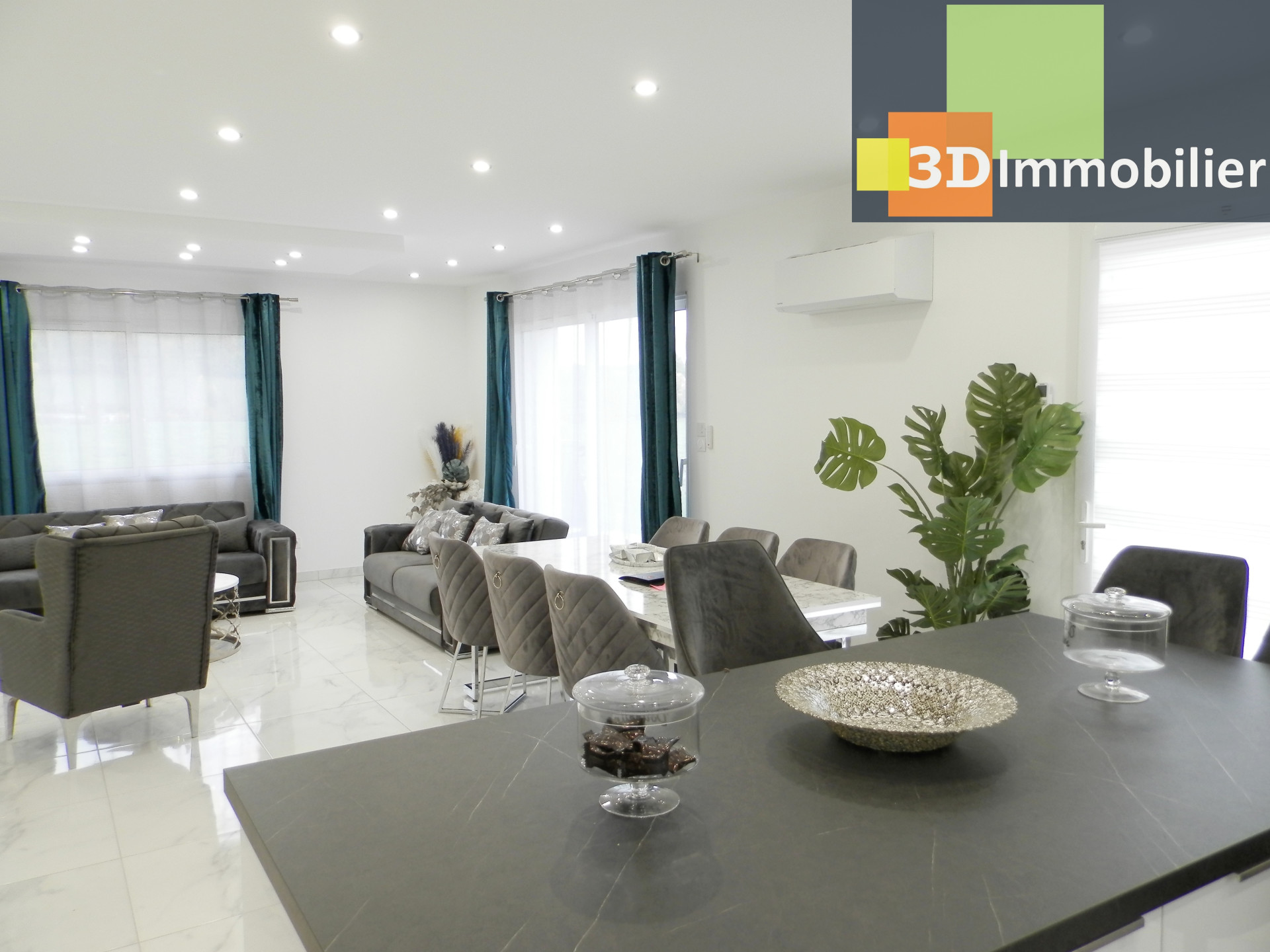 PIÈCE DE VIE 30 m²