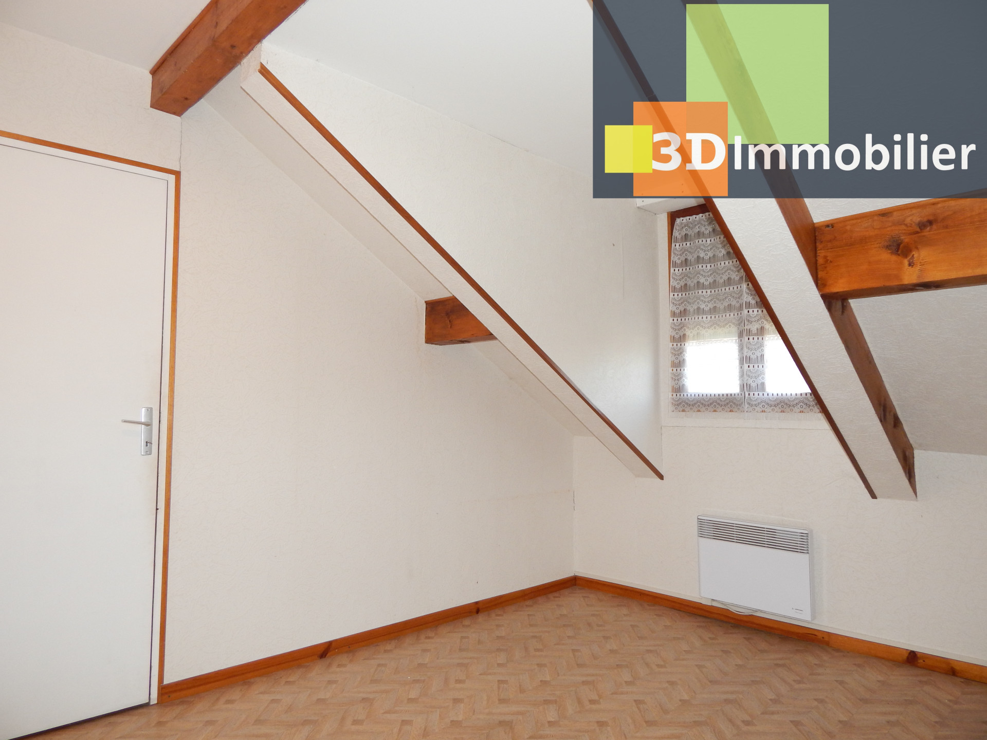 CHAMBRE 16 M²